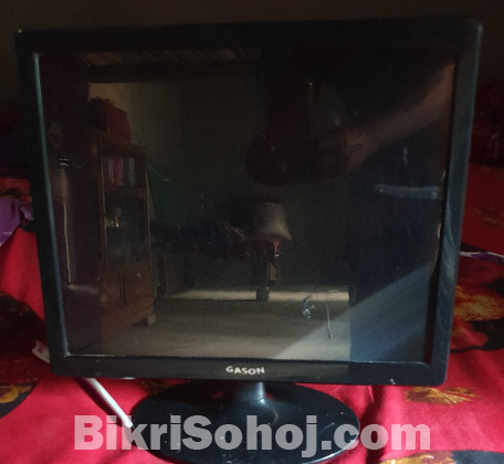 Desktop Computer বিক্রি করা হবে। মনিটর সহ।